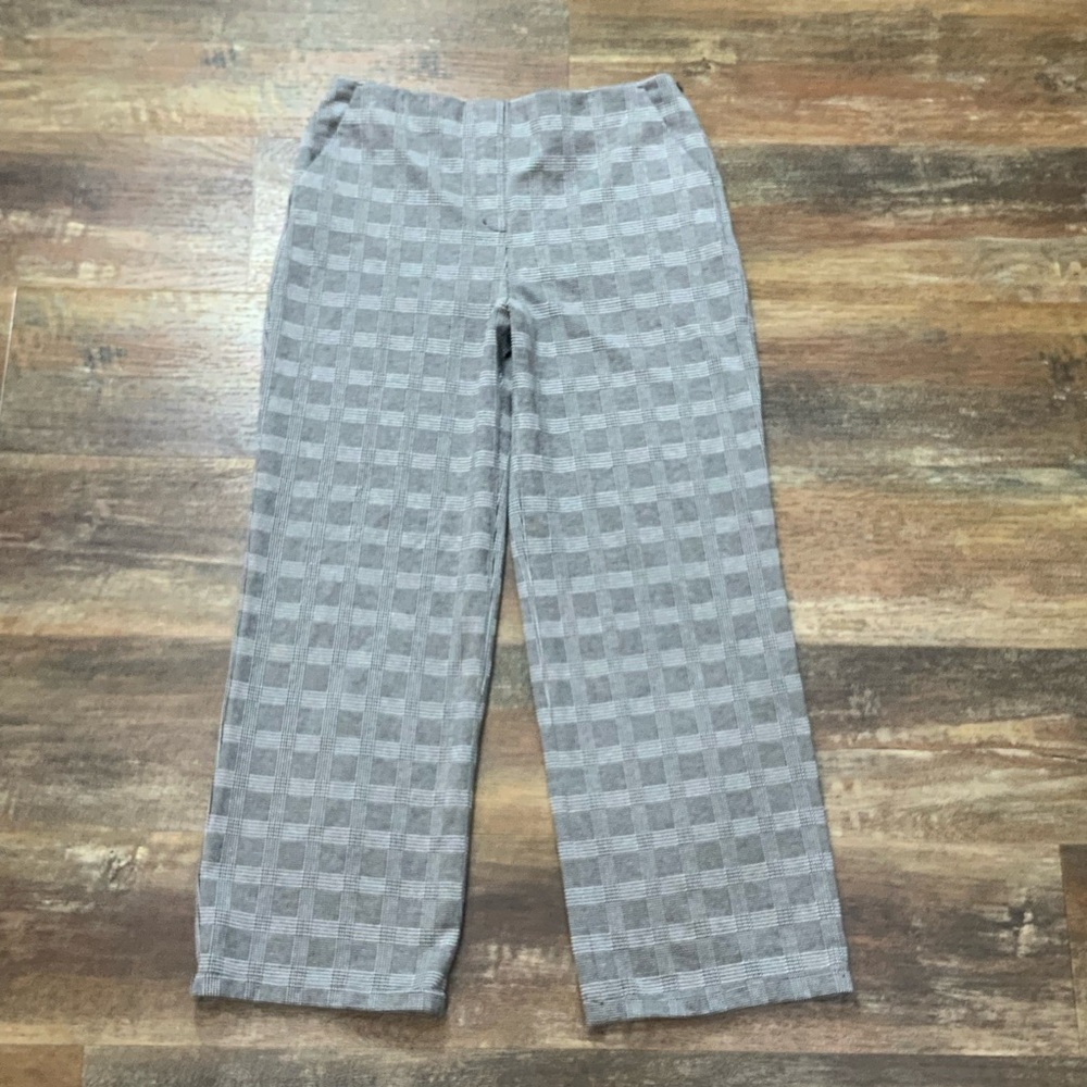 Express Stretch Black & White Plaid Pant Size Medium
